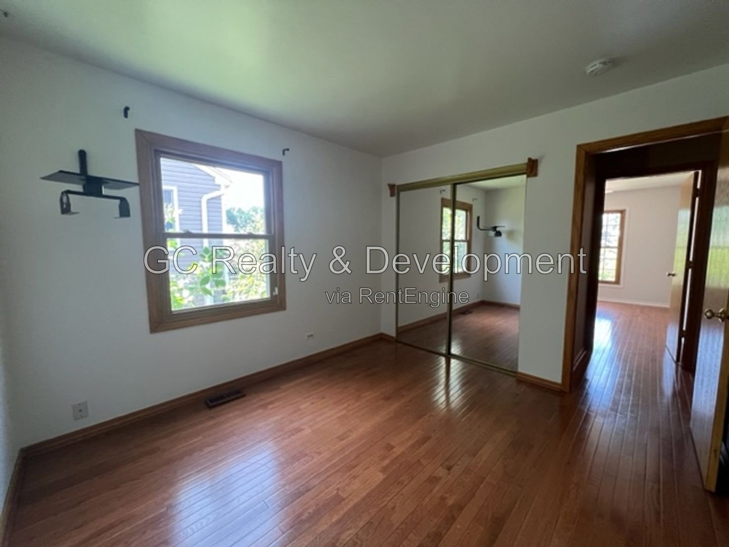 *** COMING SOON 9/10/26! / SCHAUMBURG SCHOOLS / FRESH PAINT / 4 BDRM - 2.5 BATH / LARGE YARD / PET FRIENDLY *** property image