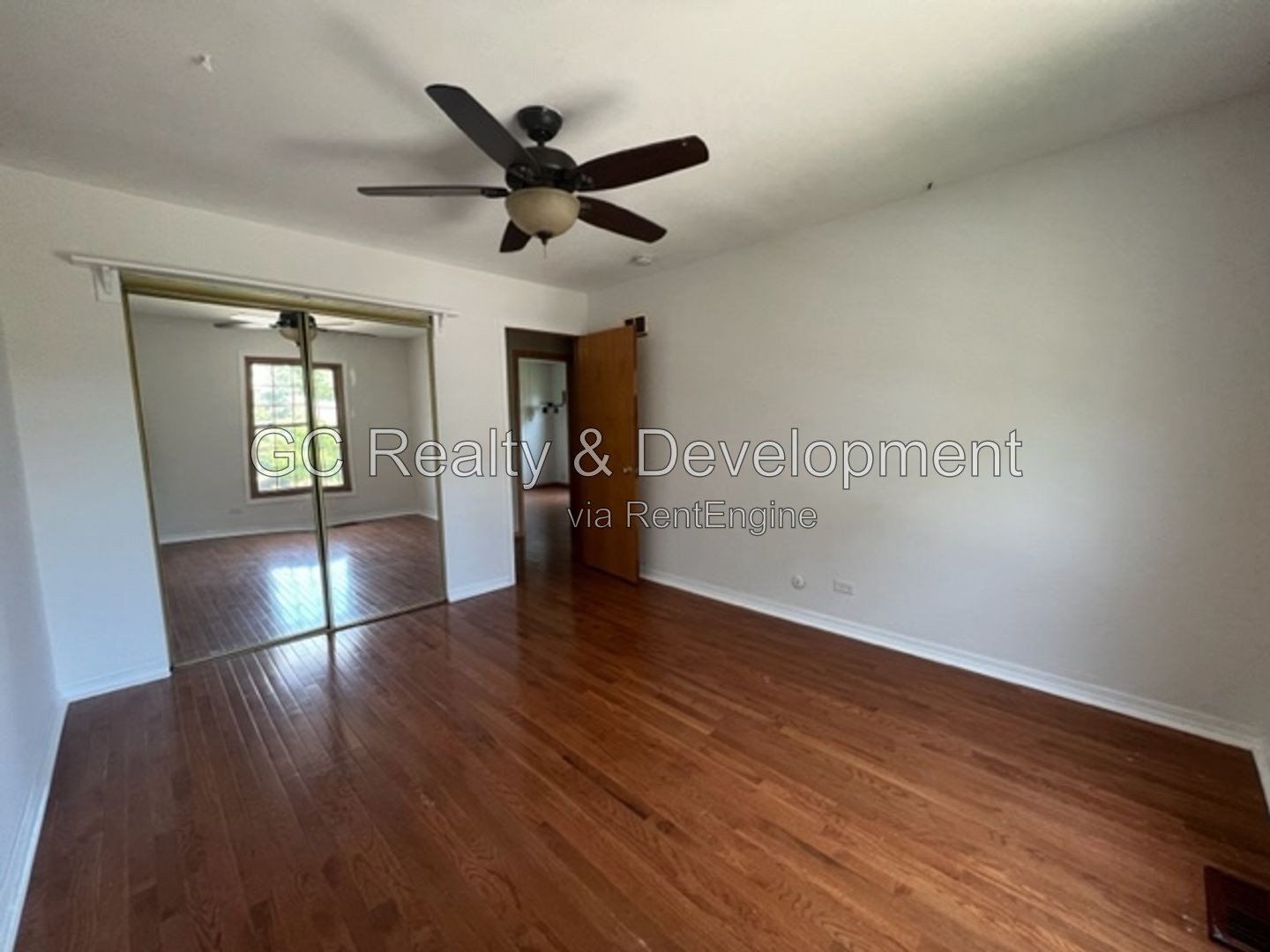 *** COMING SOON 9/10/26! / SCHAUMBURG SCHOOLS / FRESH PAINT / 4 BDRM - 2.5 BATH / LARGE YARD / PET FRIENDLY *** property image