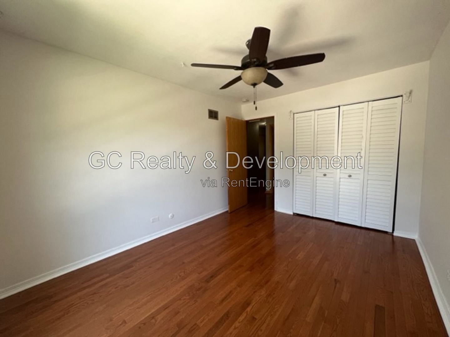 *** COMING SOON 9/10/26! / SCHAUMBURG SCHOOLS / FRESH PAINT / 4 BDRM - 2.5 BATH / LARGE YARD / PET FRIENDLY *** property image
