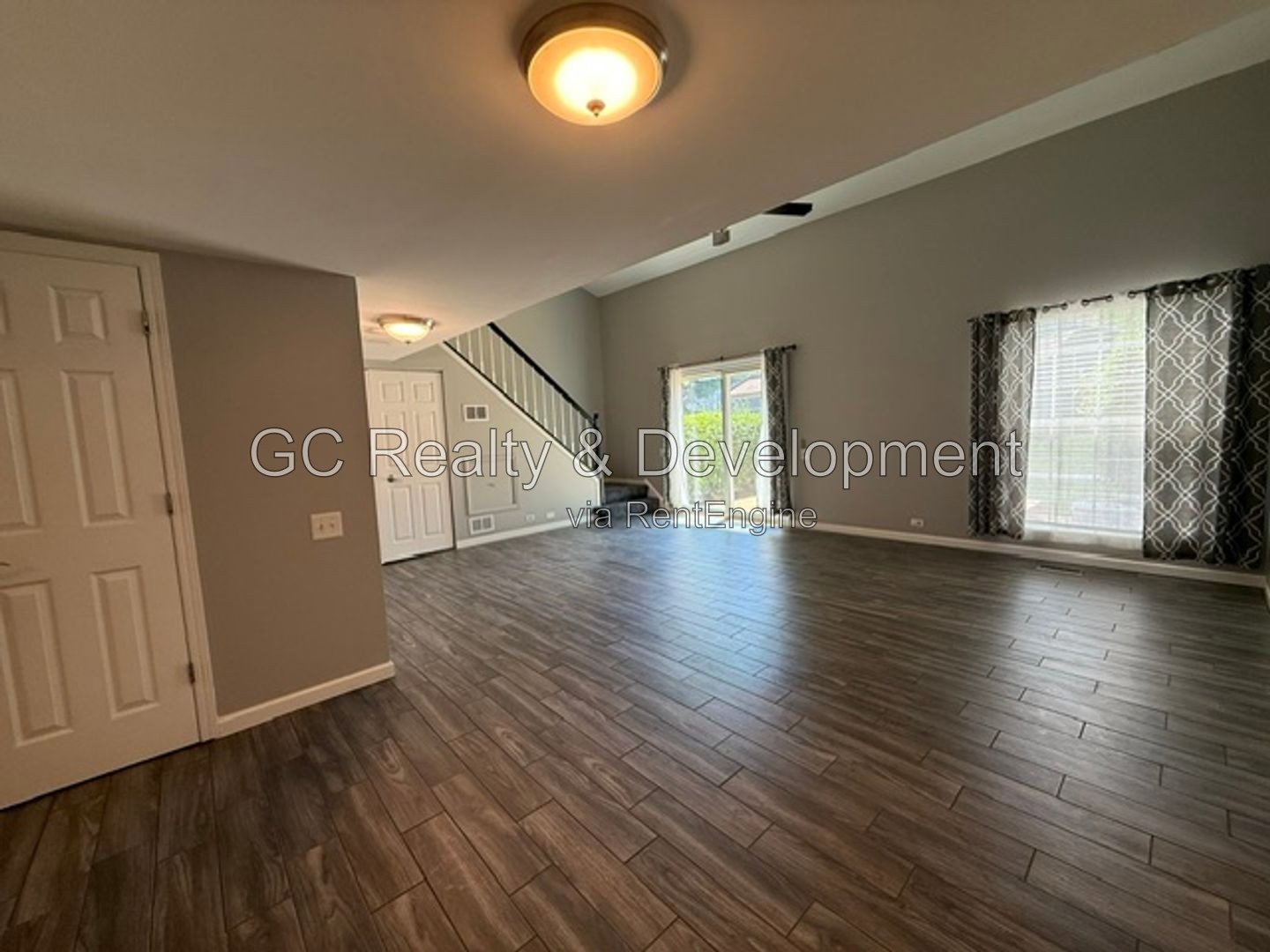 *** 2BR-1.5BA / SS APPLIANCES / IN-UNIT LAUNDRY / ATTACHED GARAGE *** property image