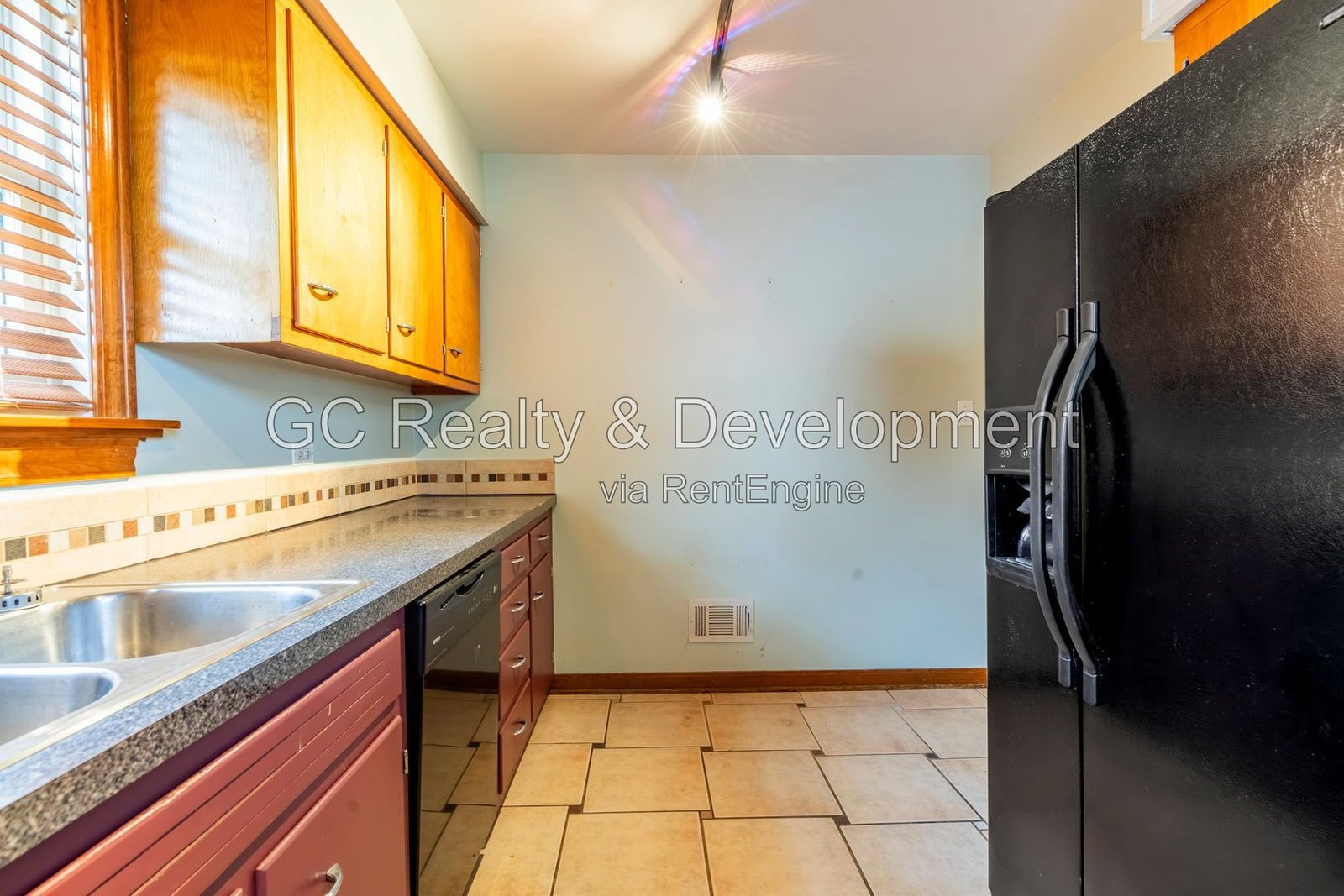*** 4BR - 3BA / RECENTLY UPDATED / CENTRAL AC / LARGE YARD / FINISHED BASEMENT / FENCED YARD *** property image
