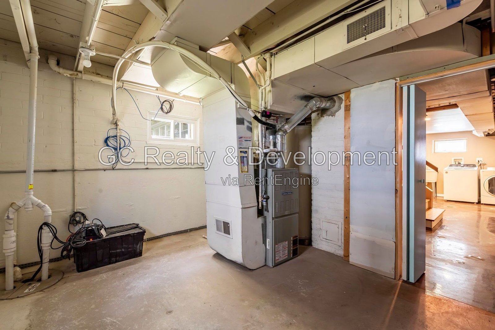 *** 4BR - 3BA / RECENTLY UPDATED / CENTRAL AC / LARGE YARD / FINISHED BASEMENT / FENCED YARD *** property image
