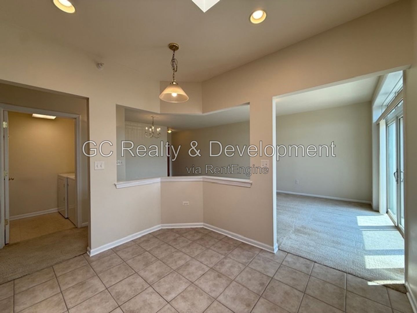 *** COMING SOON 8-15-26! / SS APPLIANCES / HEATED GARAGE / IN-UNIT LAUNDRY / PET FRIENDLY / CENTRAL AIR / PAY ONLY ELECTRIC *** property image