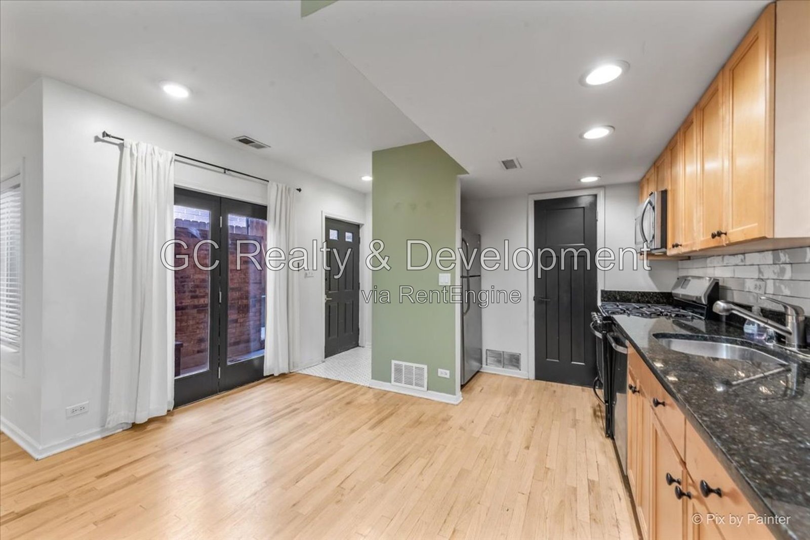 *** COMING SOON 9-15-26! / LAKEVIEW LUXURY 3-STORY TOWNHOME / 3BR-2.5BA / PARKING SPACE INCL *** property image