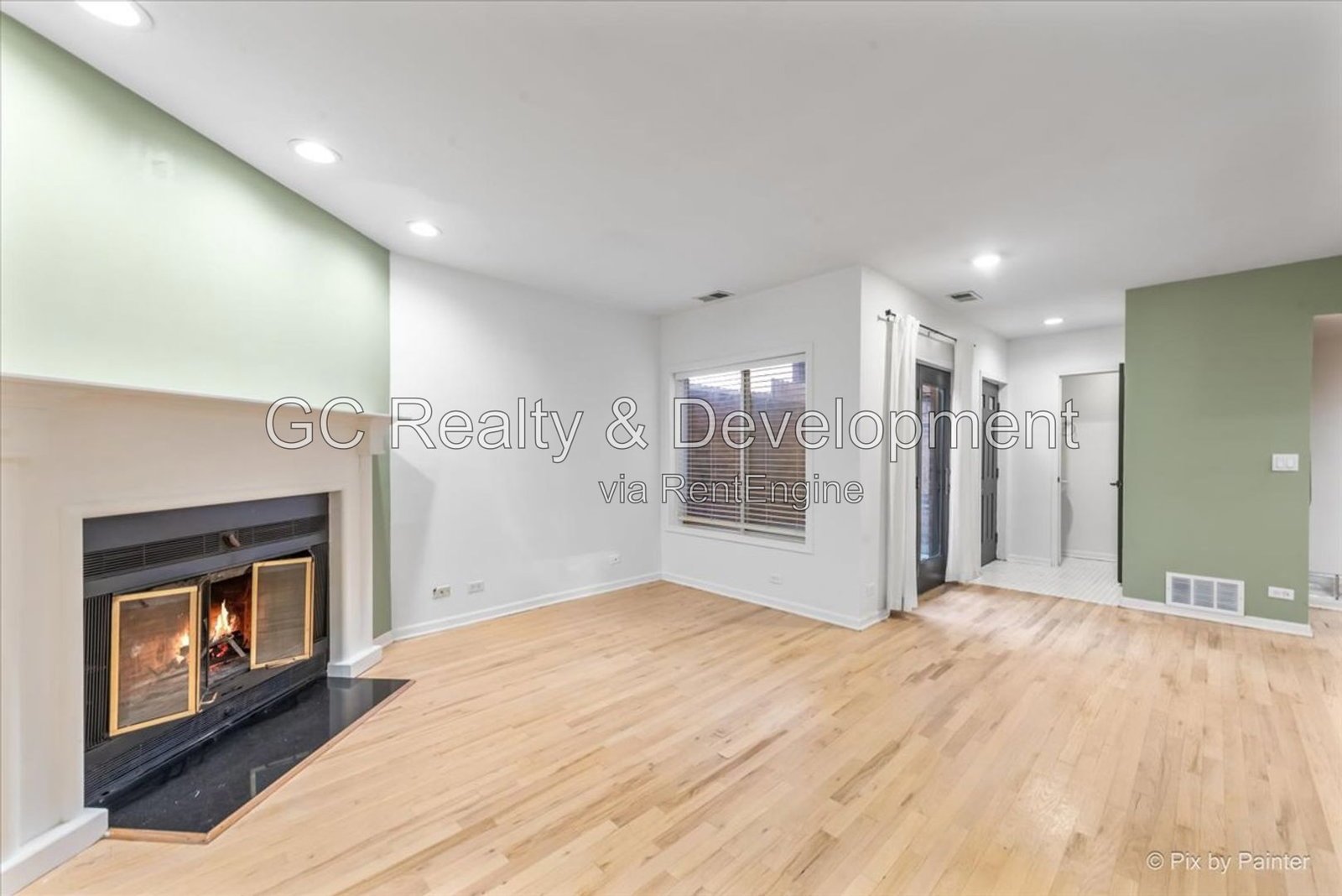 *** COMING SOON 9-15-26! / LAKEVIEW LUXURY 3-STORY TOWNHOME / 3BR-2.5BA / PARKING SPACE INCL *** property image