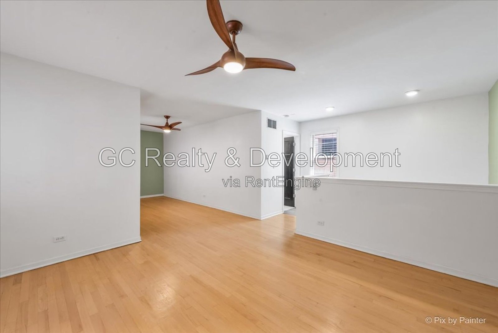 *** COMING SOON 9-15-26! / LAKEVIEW LUXURY 3-STORY TOWNHOME / 3BR-2.5BA / PARKING SPACE INCL *** property image