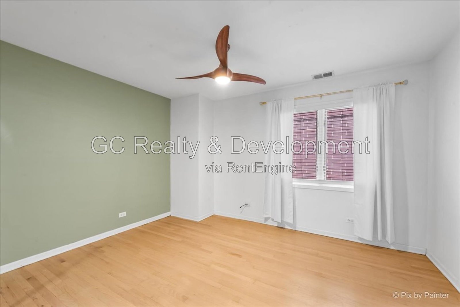 *** COMING SOON 9-15-26! / LAKEVIEW LUXURY 3-STORY TOWNHOME / 3BR-2.5BA / PARKING SPACE INCL *** property image