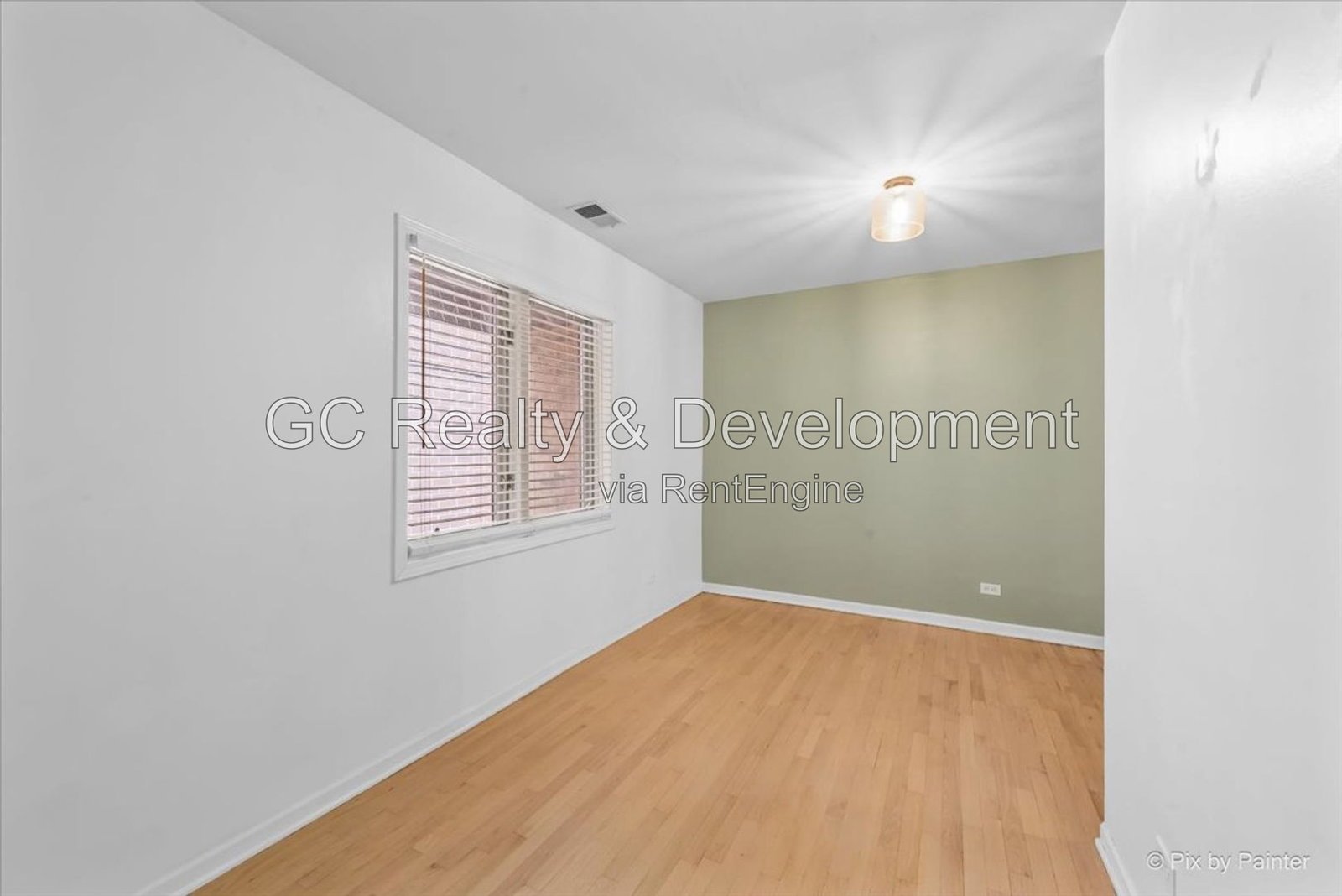 *** COMING SOON 9-15-26! / LAKEVIEW LUXURY 3-STORY TOWNHOME / 3BR-2.5BA / PARKING SPACE INCL *** property image