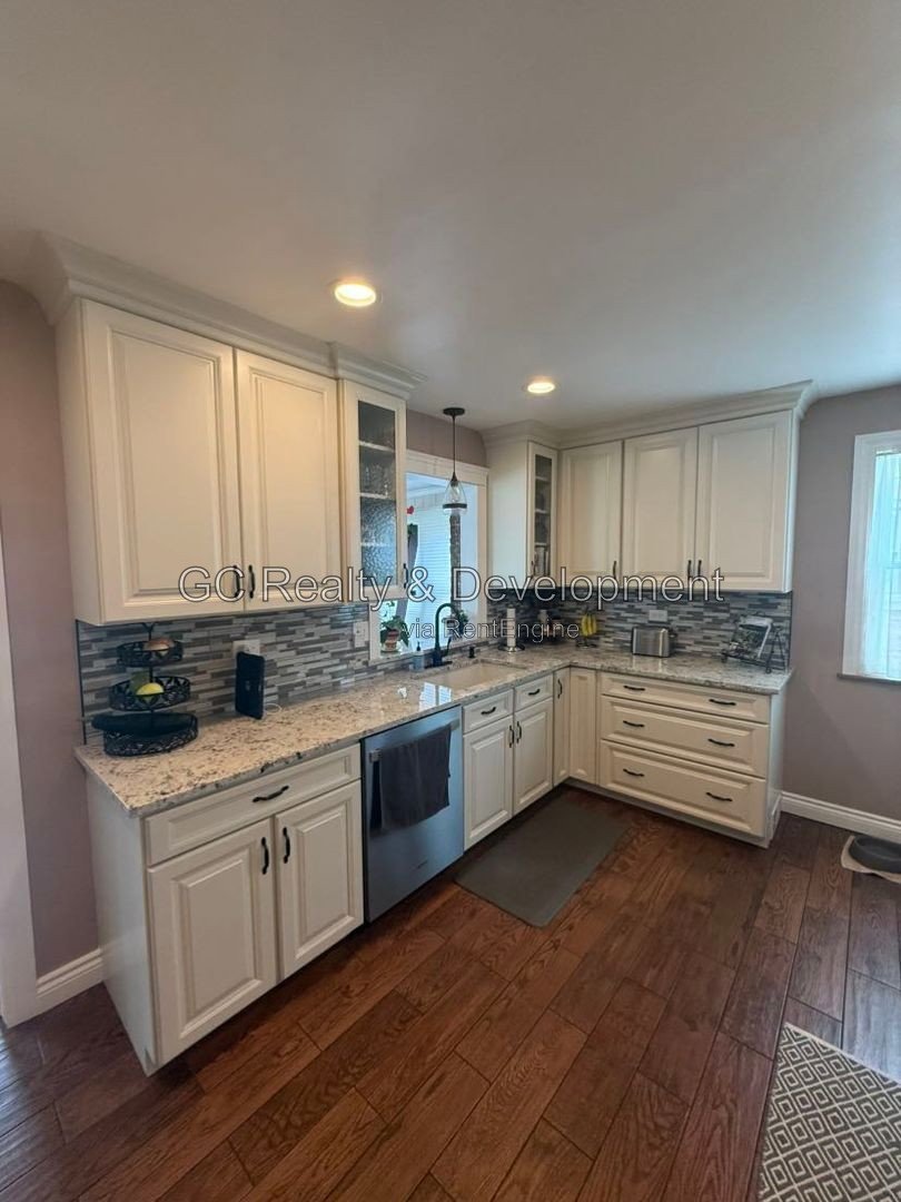 *** COMING SOON 9-1-26! / RECENTLY UPDATED / BACKYARD DECK / GARAGE / SS APPLIANCES / CENTRAL AIR / FINISHED BASEMENT *** property image