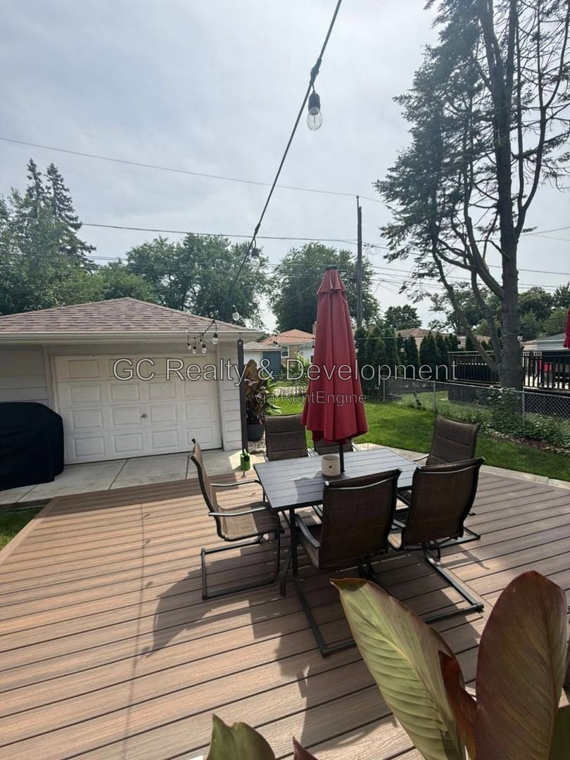 *** COMING SOON 9-1-26! / RECENTLY UPDATED / BACKYARD DECK / GARAGE / SS APPLIANCES / CENTRAL AIR / FINISHED BASEMENT *** property image