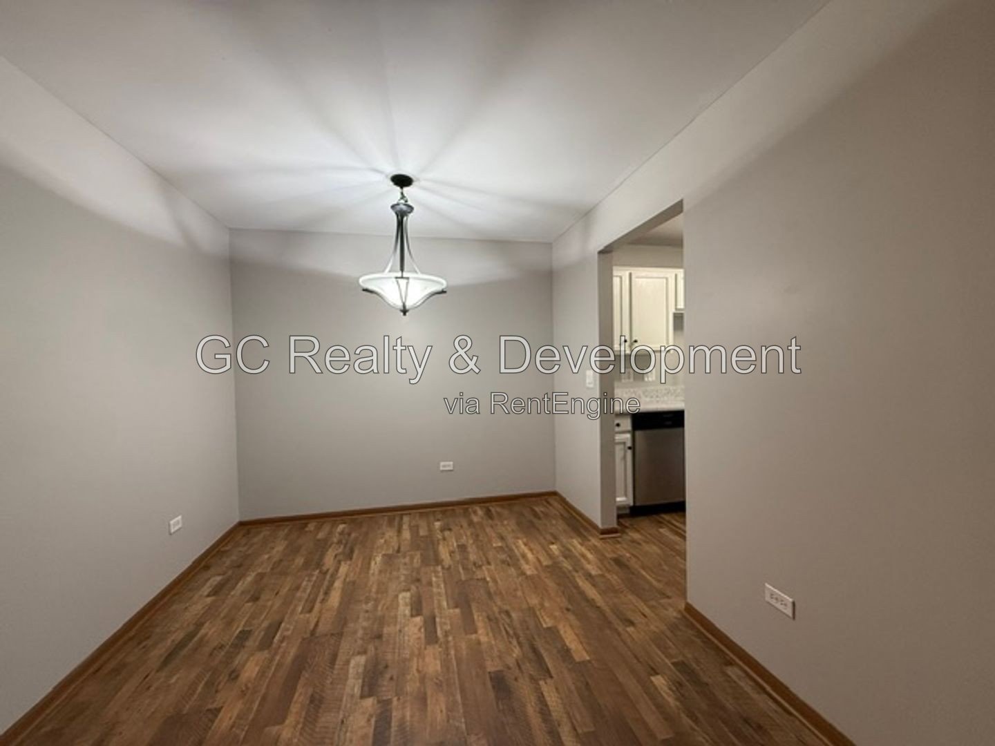 *** 3BR - 2BA / RECENTLY UPDATED / GARAGE / CENTRAL AIR / IN-UNIT LAUNDRY *** property image