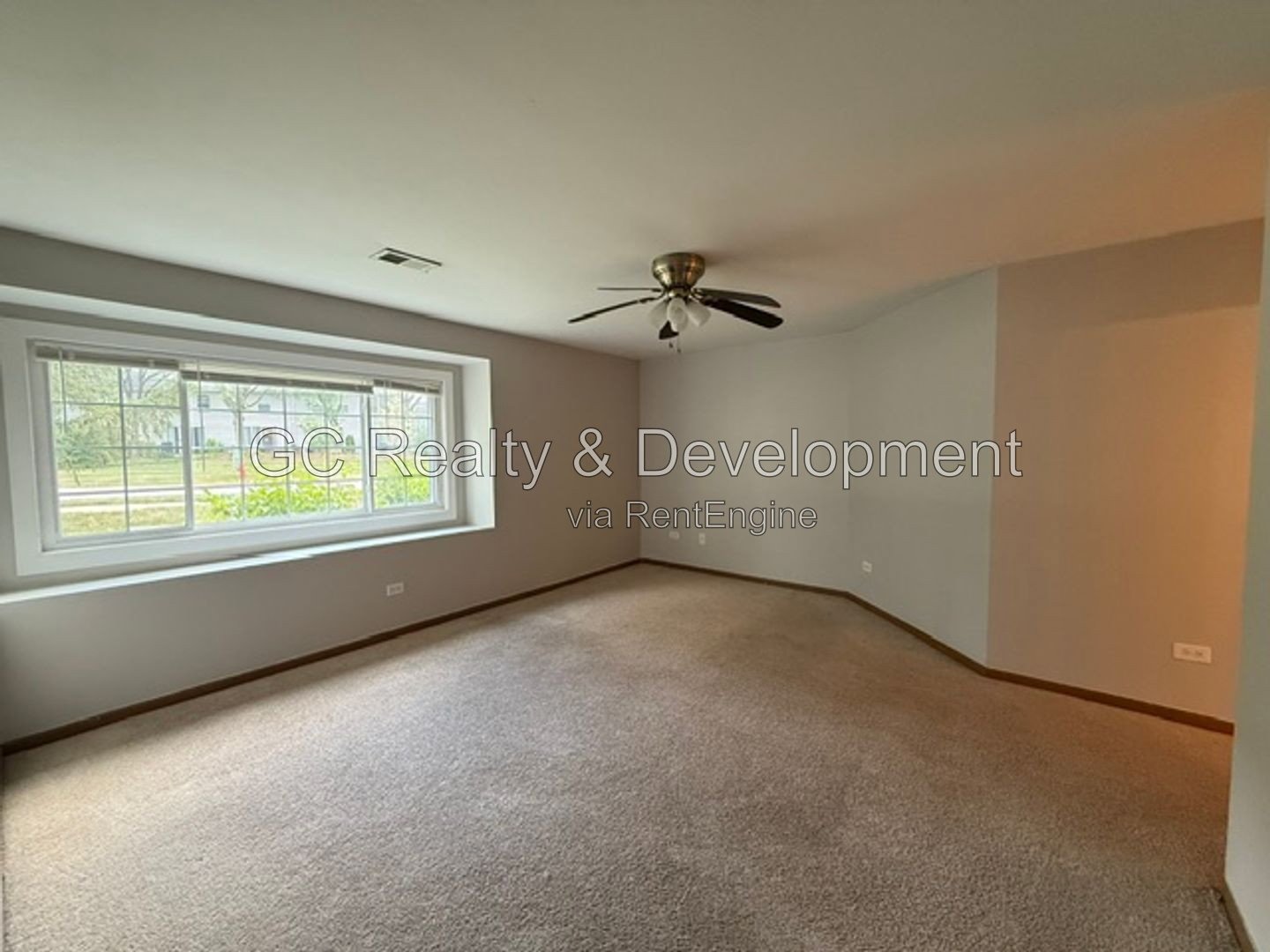 *** 3BR - 2BA / RECENTLY UPDATED / GARAGE / CENTRAL AIR / IN-UNIT LAUNDRY *** property image