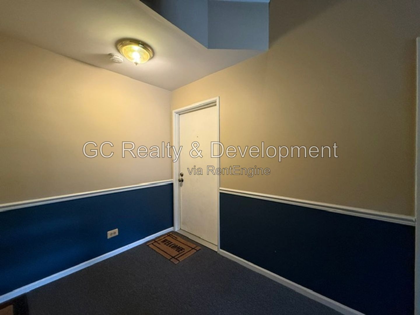 *** 3BR - 2BA / RECENTLY UPDATED / GARAGE / CENTRAL AIR / IN-UNIT LAUNDRY *** property image