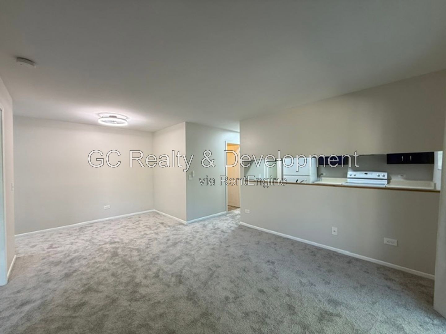 *** 2 BDRM / LAUNDRY IN UNIT / WALK IN CLOSET / ONLY PAY WATER & ELECTRIC *** property image