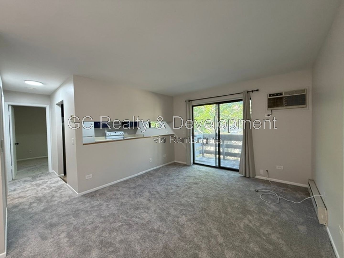 *** 2 BDRM / LAUNDRY IN UNIT / WALK IN CLOSET / ONLY PAY WATER & ELECTRIC *** property image