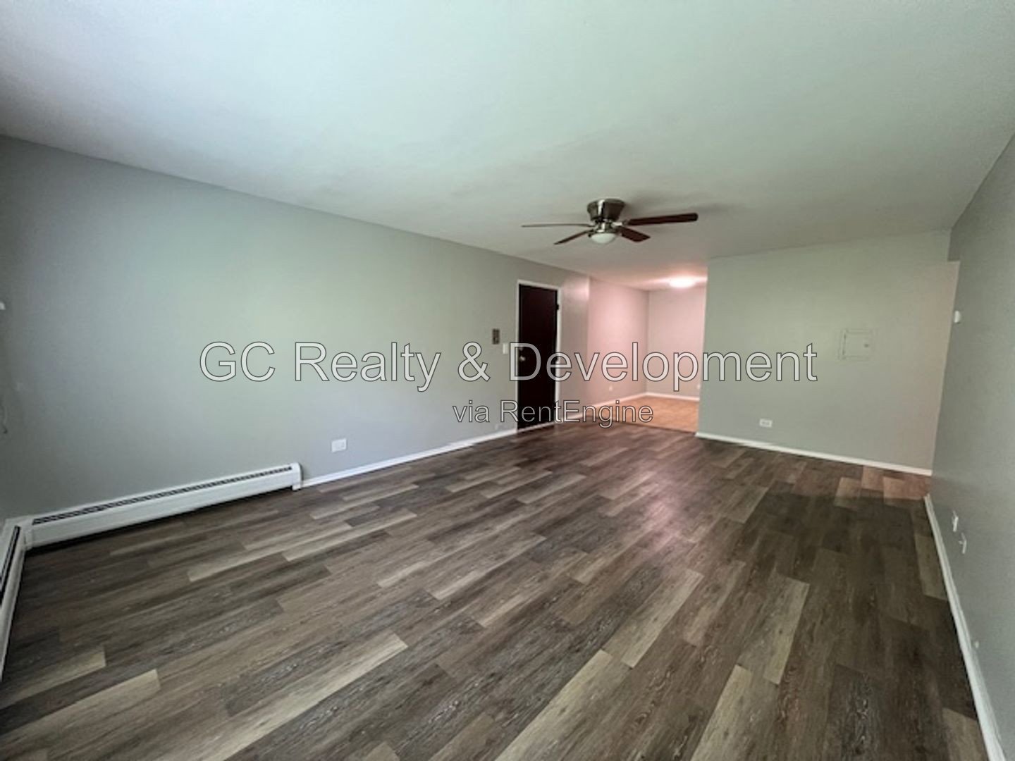 *** WESTMONT / 1BR-1BA / SS APPLIANCES / PARKING INCLUDED / PET FRIENDLY / TENANT PAYS ELECTRIC ONLY / LAUNDRY ON SITE *** property image