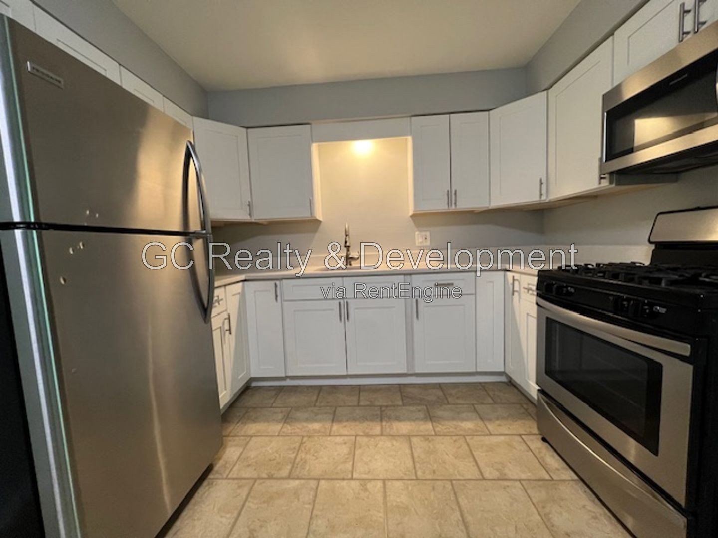 *** WESTMONT / 1BR-1BA / SS APPLIANCES / PARKING INCLUDED / PET FRIENDLY / TENANT PAYS ELECTRIC ONLY / LAUNDRY ON SITE *** property image
