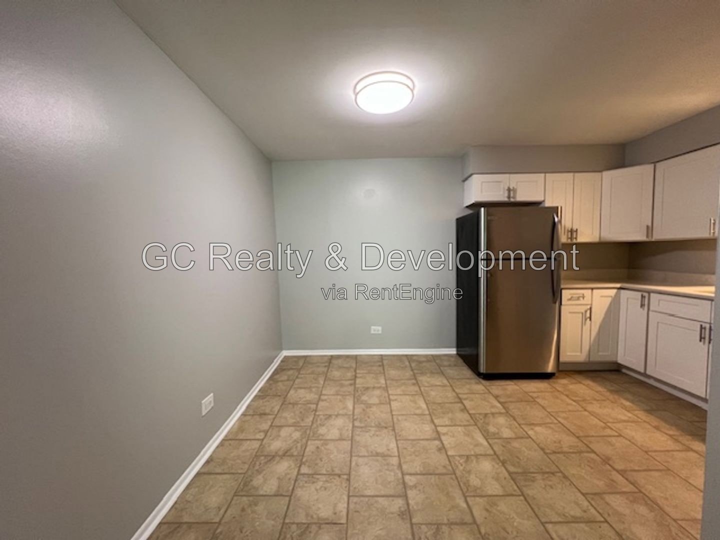 *** WESTMONT / 1BR-1BA / SS APPLIANCES / PARKING INCLUDED / PET FRIENDLY / TENANT PAYS ELECTRIC ONLY / LAUNDRY ON SITE *** property image