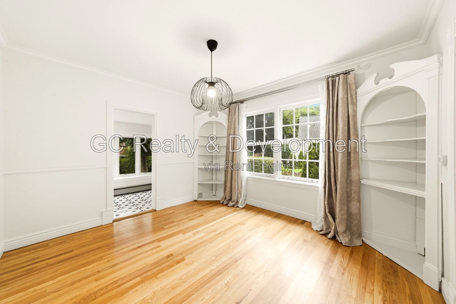 *** 3BR-2.5BA / APPLIANCES INCLUDED / ATTACHED GARAGE / CENTRAL AIR / IN-UNIT LAUNDRY / PET FRIENDLY *** property image
