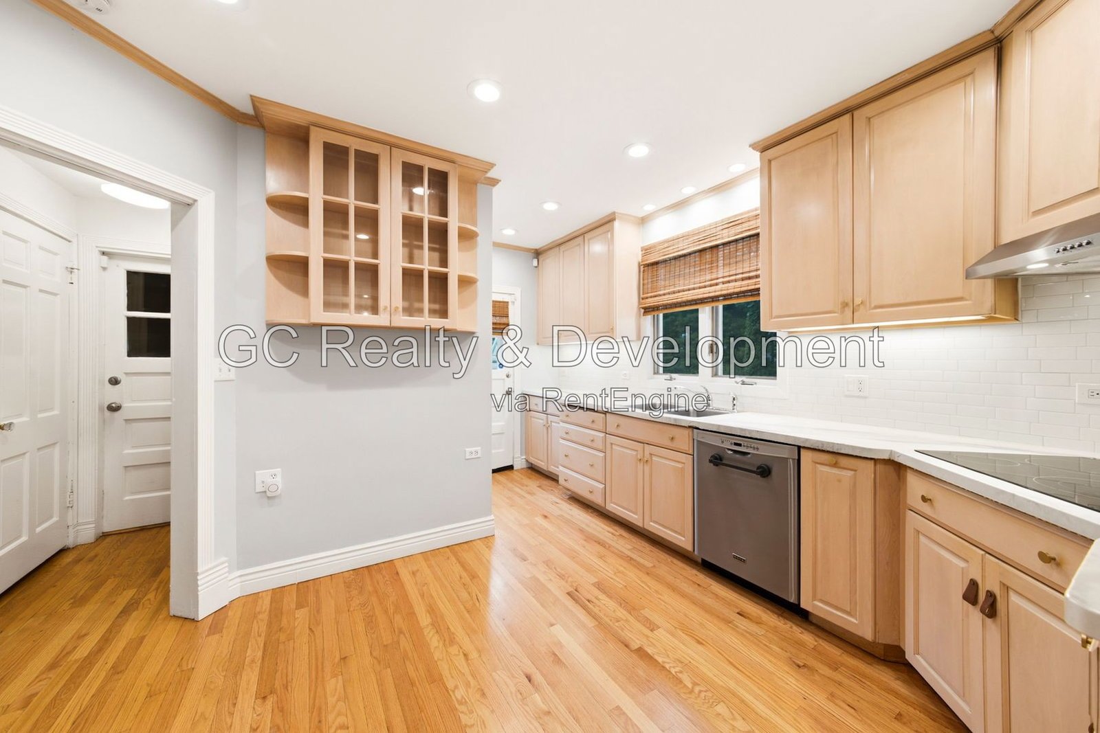 *** 3BR-2.5BA / APPLIANCES INCLUDED / ATTACHED GARAGE / CENTRAL AIR / IN-UNIT LAUNDRY / PET FRIENDLY *** property image