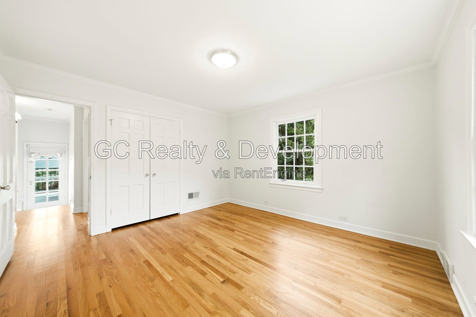 *** 3BR-2.5BA / APPLIANCES INCLUDED / ATTACHED GARAGE / CENTRAL AIR / IN-UNIT LAUNDRY / PET FRIENDLY *** property image