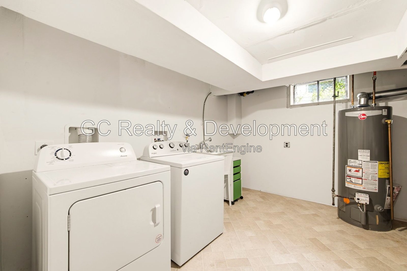 *** 3BR-2.5BA / APPLIANCES INCLUDED / ATTACHED GARAGE / CENTRAL AIR / IN-UNIT LAUNDRY / PET FRIENDLY *** property image