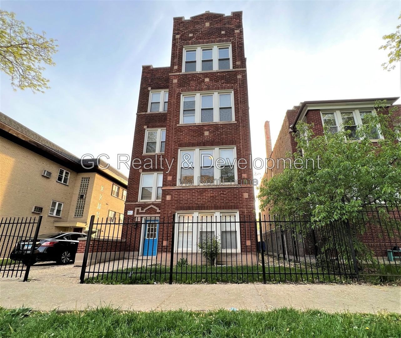 *** AVAILABLE 9-23-26! / 4BR-2BA / CENTRAL AIR / KITCHEN APPL INCL / ON-SITE LAUNDRY / PARKING AVAIL / PET FRIENDLY / EASY COMMUTE *** property image