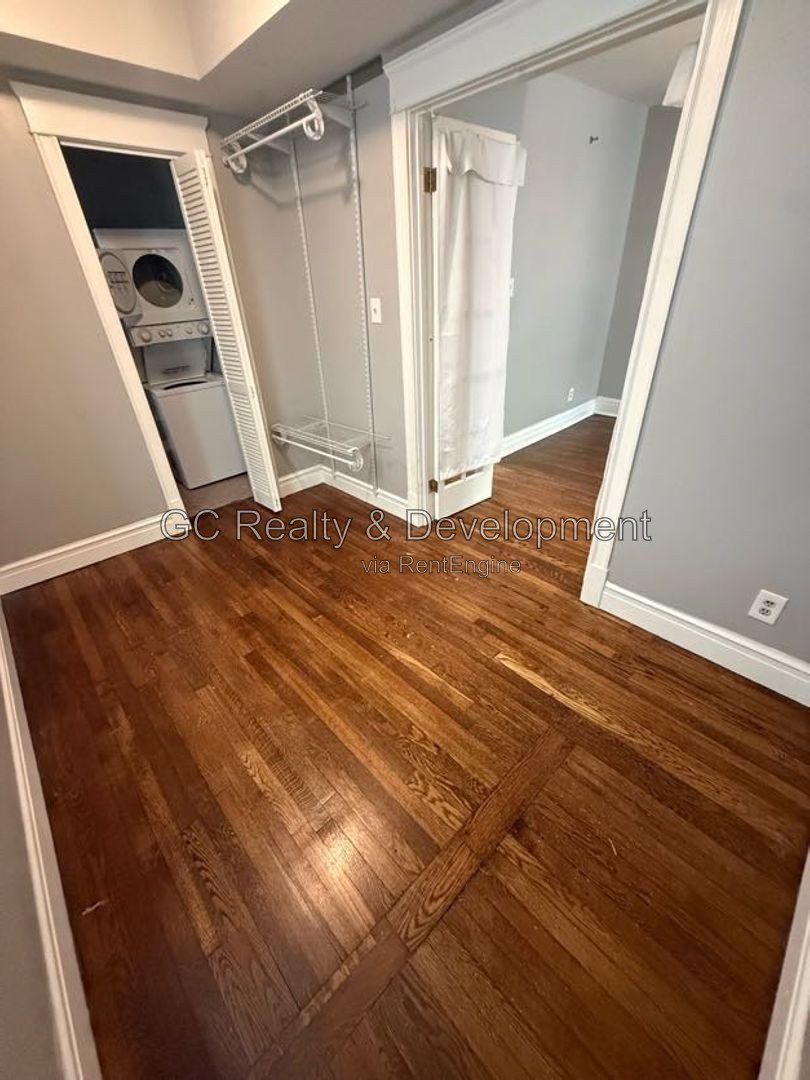 *** COMING SOON 9-15-26! / WICKER PARK / 2 BDRM / W&D IN UNIT / TRASNIT NEARBY / SMALL PETS WELCOME *** property image