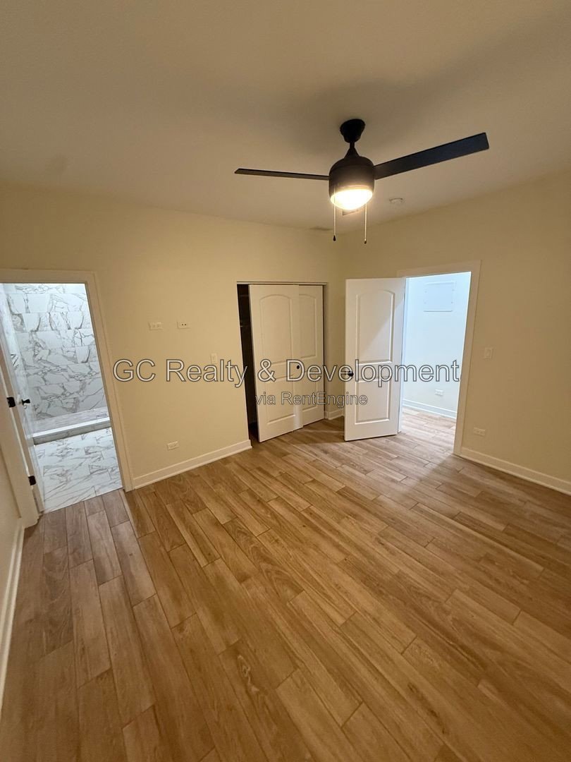 *** 3 BDRM - 2.5 BTH / 2000 SQFT / PET FRIENDLY / IN UNIT LAUNDRY / 2 PARKING SPOTS *** property image