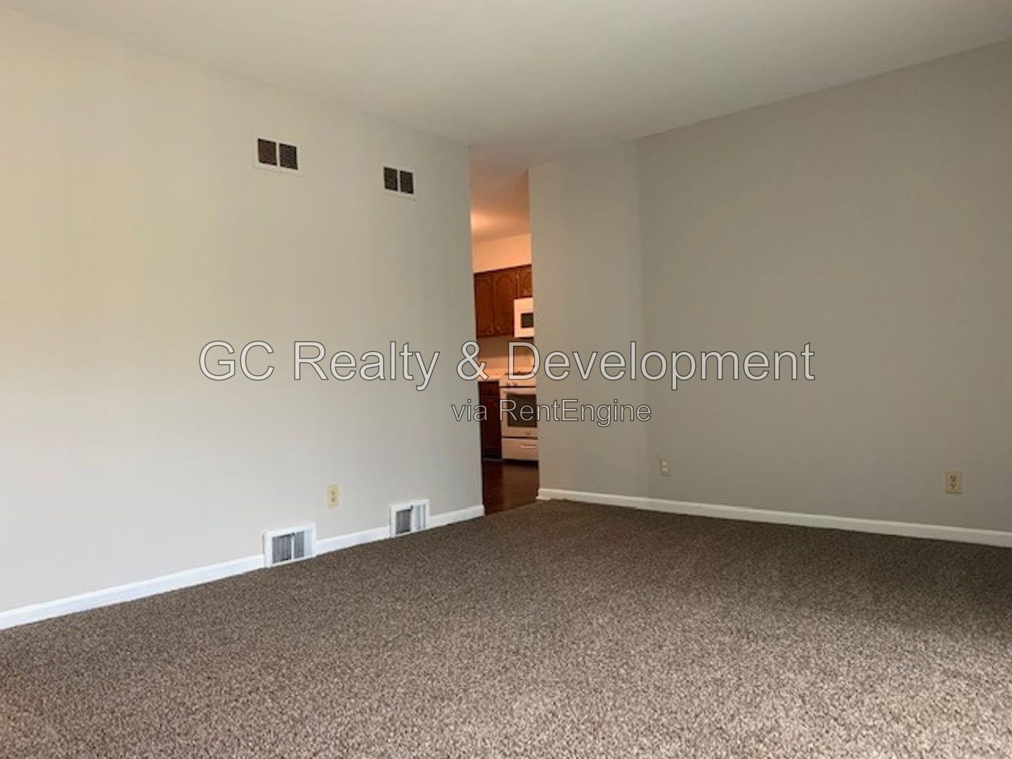 *** 2 BDRM / UPDATED UNITS / LAUNDRY IN BUILDING / PETS ALLOWED / LOTS OF CLOSET SPACE *** property image