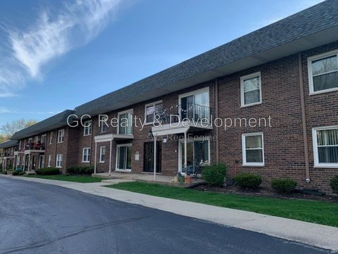 **** 2BR-1BA GENEVA CONDO / 2ND FLOOR / CENTRAL AIR / LARGE PRIVATE STORAGE UNIT / W&D IN BUILDING *** property image