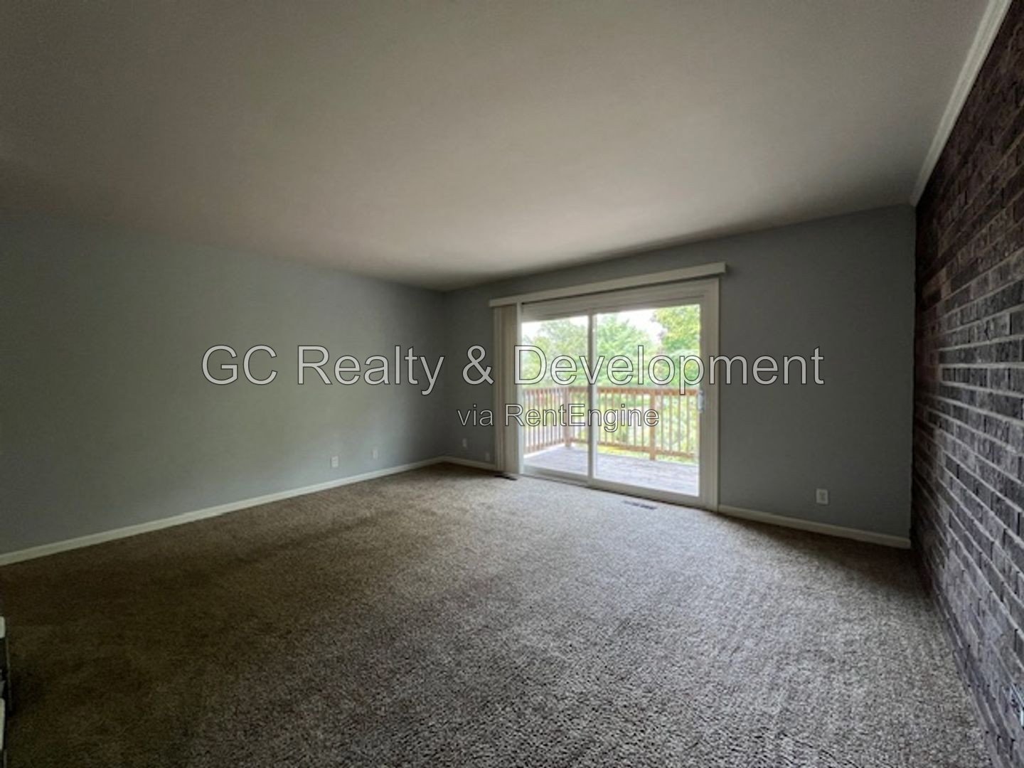 **** 2BR-1BA GENEVA CONDO / 2ND FLOOR / CENTRAL AIR / LARGE PRIVATE STORAGE UNIT / W&D IN BUILDING *** property image