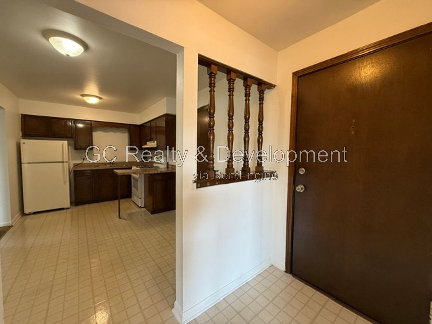 *** 2 BDRM / STORAGE UNIT / PARKING INCLUDED / COMMON AREA LAUNDRY *** property image