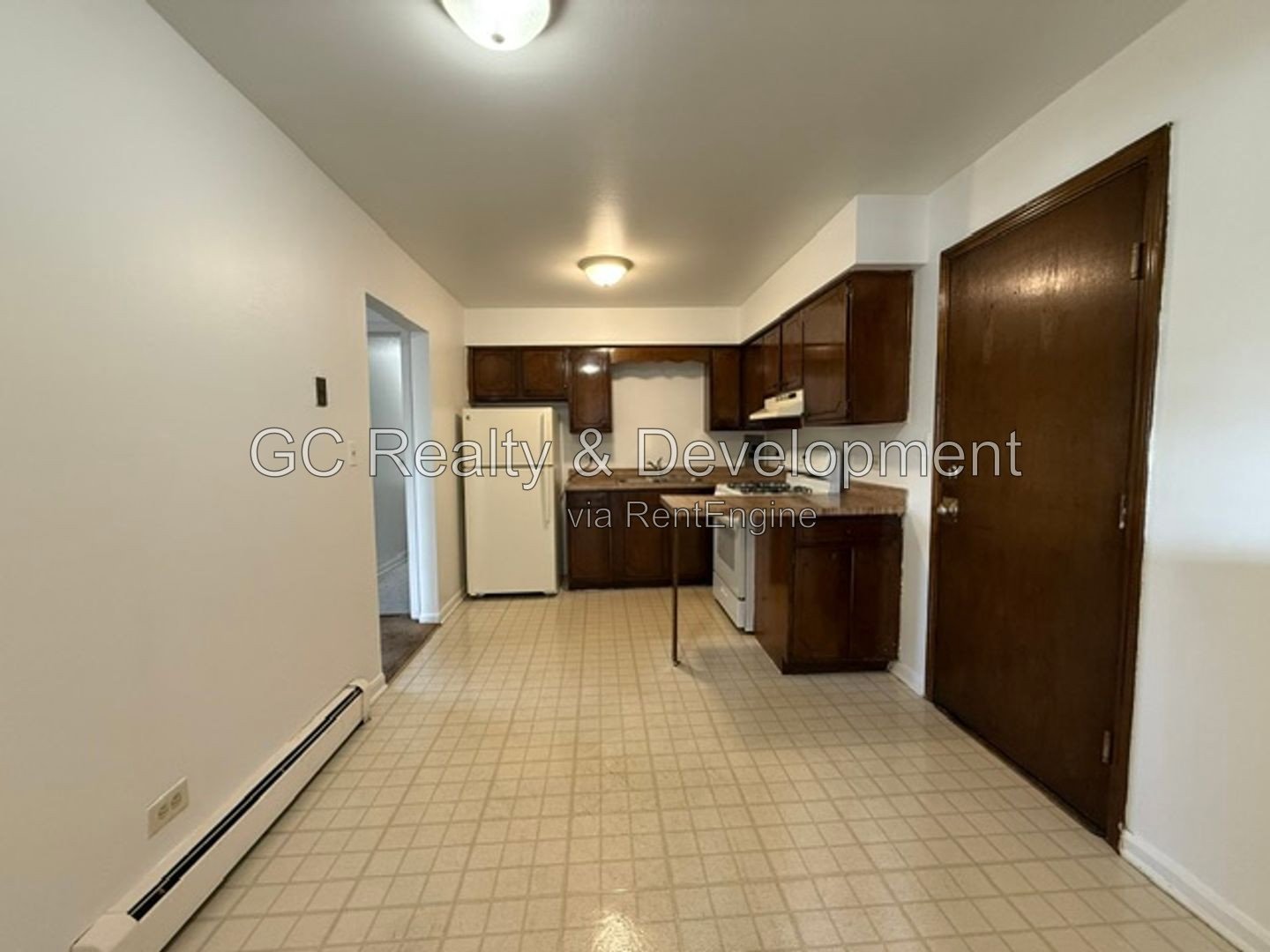 *** 2 BDRM / STORAGE UNIT / PARKING INCLUDED / COMMON AREA LAUNDRY *** property image