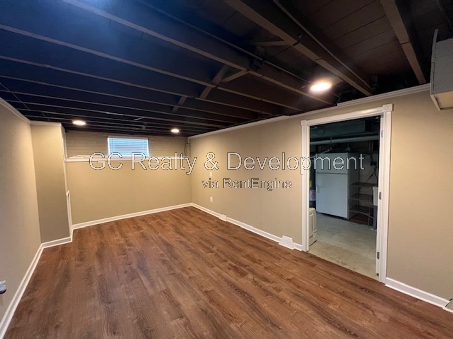 *** BEAUTIFUL ALL BRICK GEORGIAN HOME / CLARENDON HILLS / 3 CAR GARAGE / HUGE FENCED YARD *** property image
