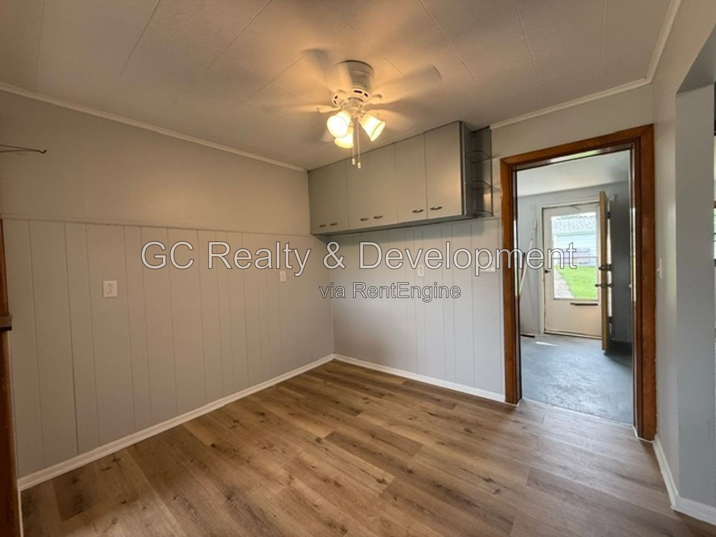 *** 3 Bedroom Home on Nearly 3 Acres in Batavia School District *** property image