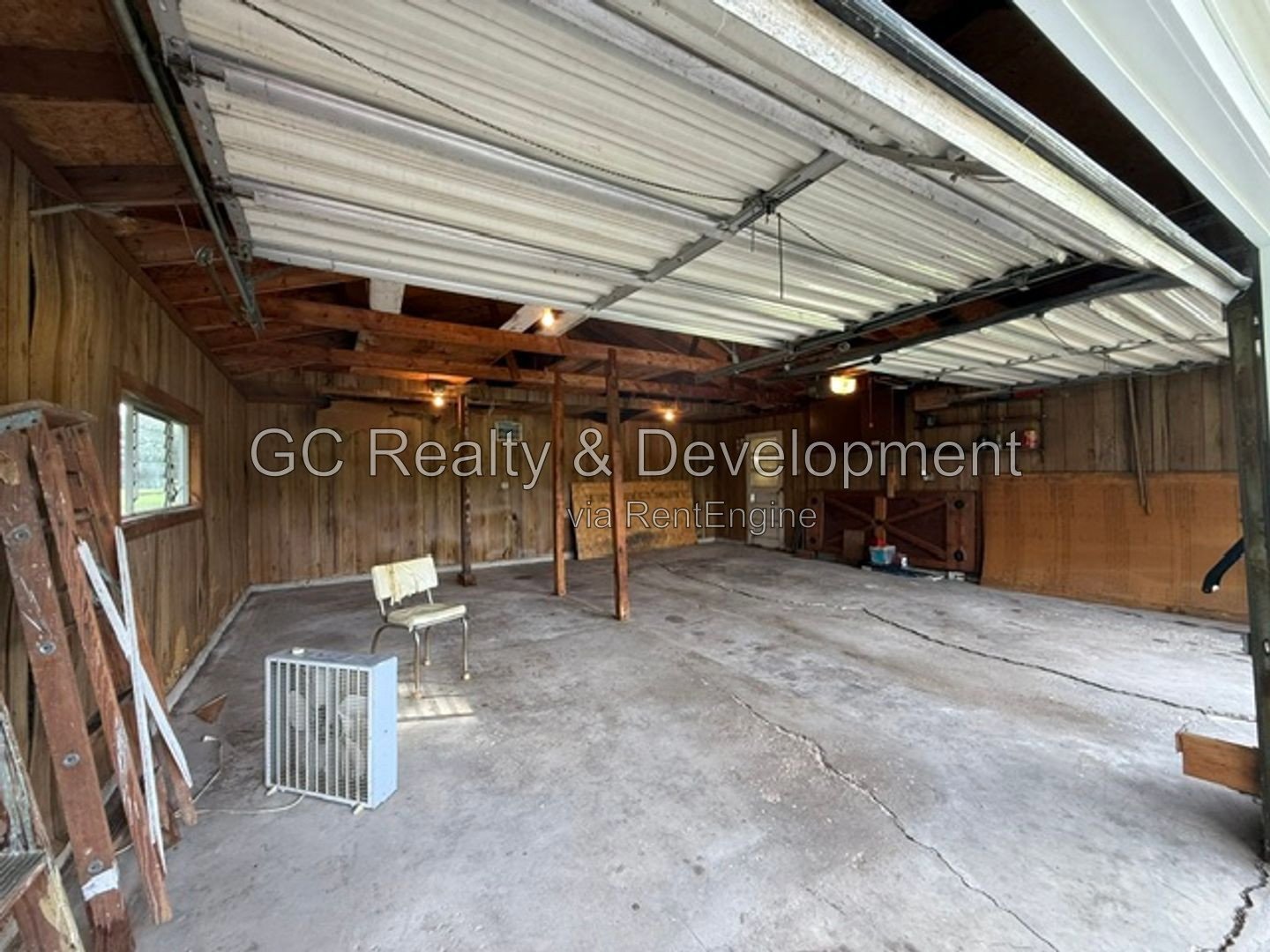 *** 3 Bedroom Home on Nearly 3 Acres in Batavia School District *** property image