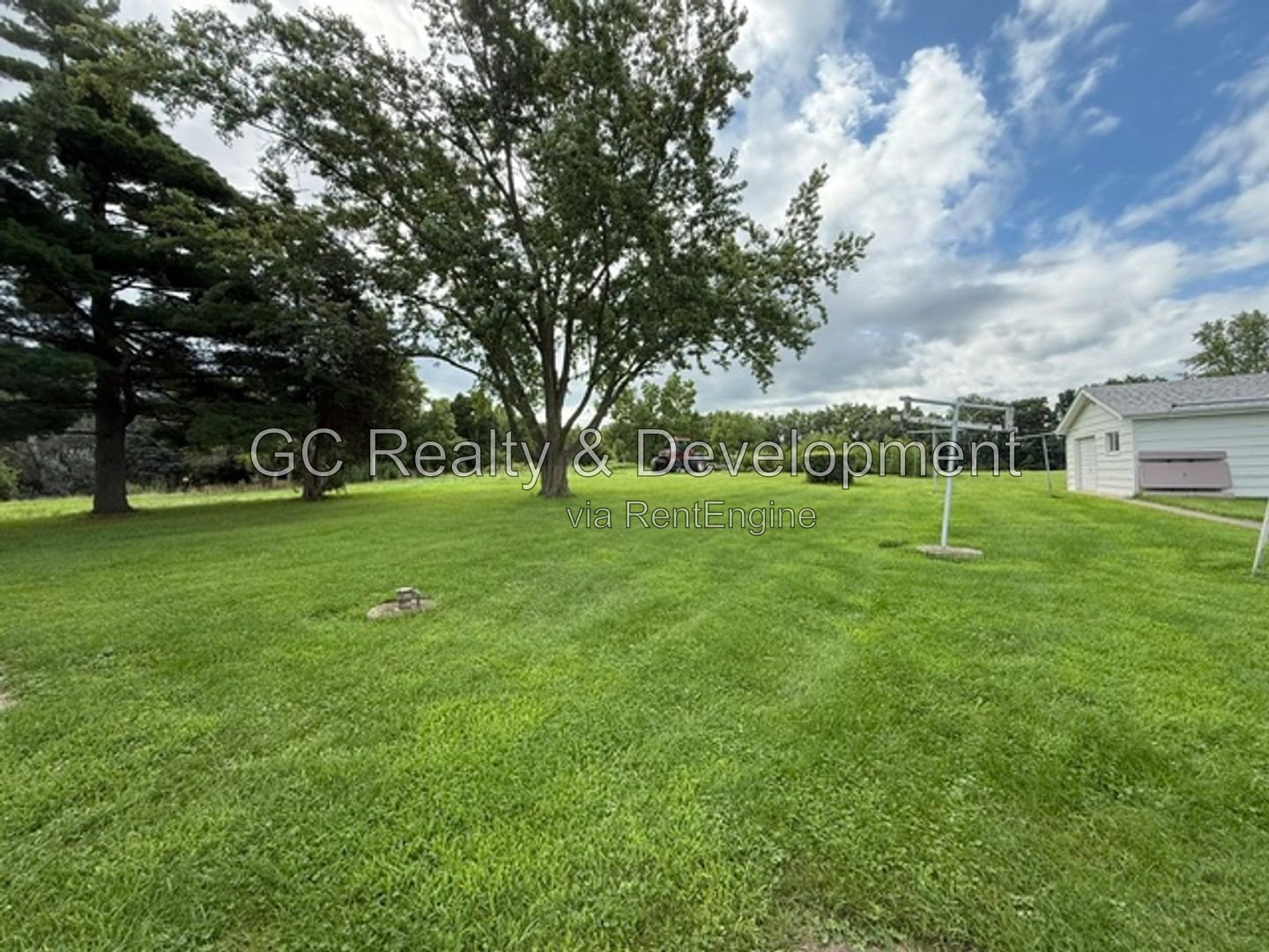 *** 3 Bedroom Home on Nearly 3 Acres in Batavia School District *** property image