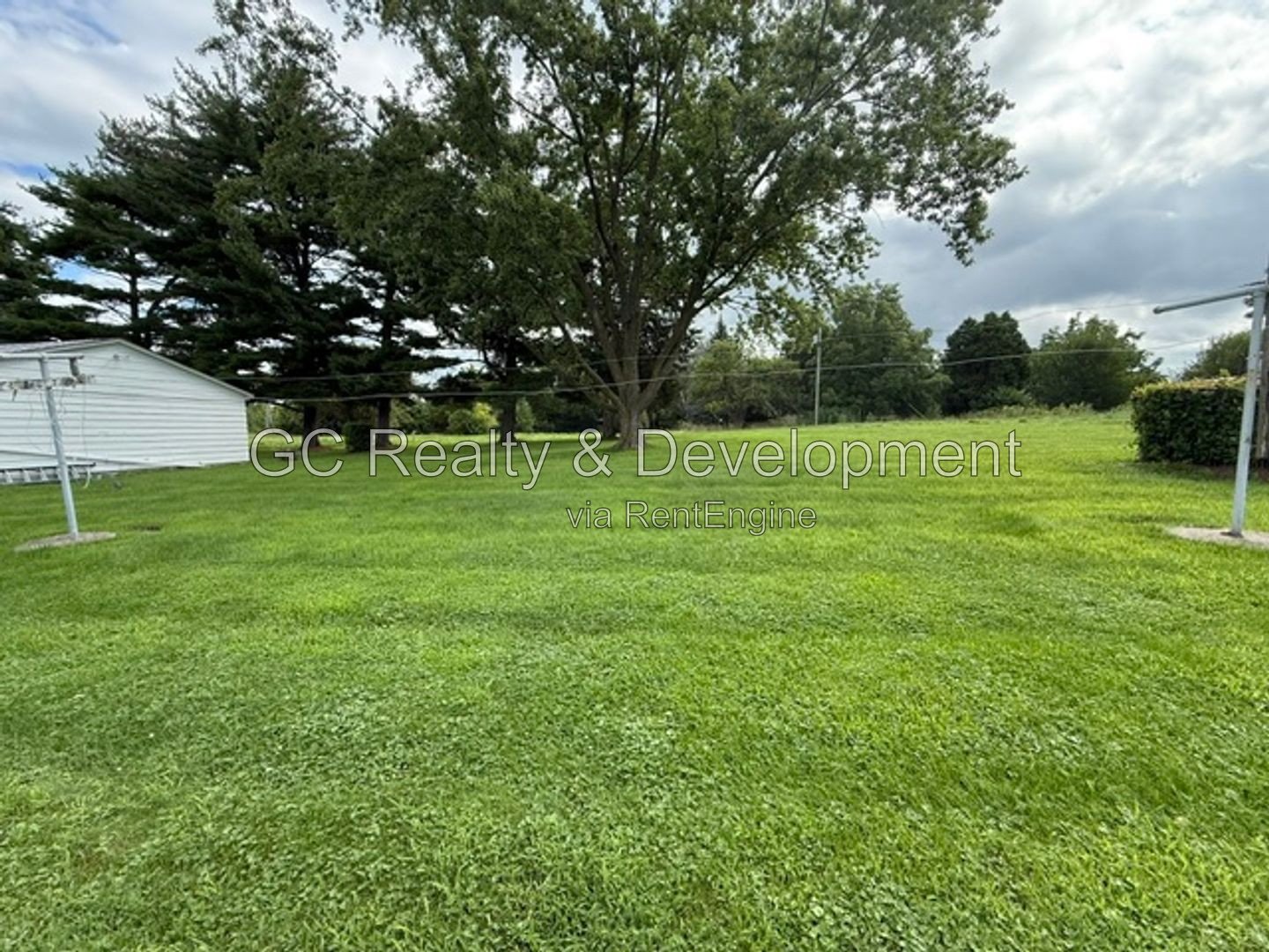 *** 3 Bedroom Home on Nearly 3 Acres in Batavia School District *** property image