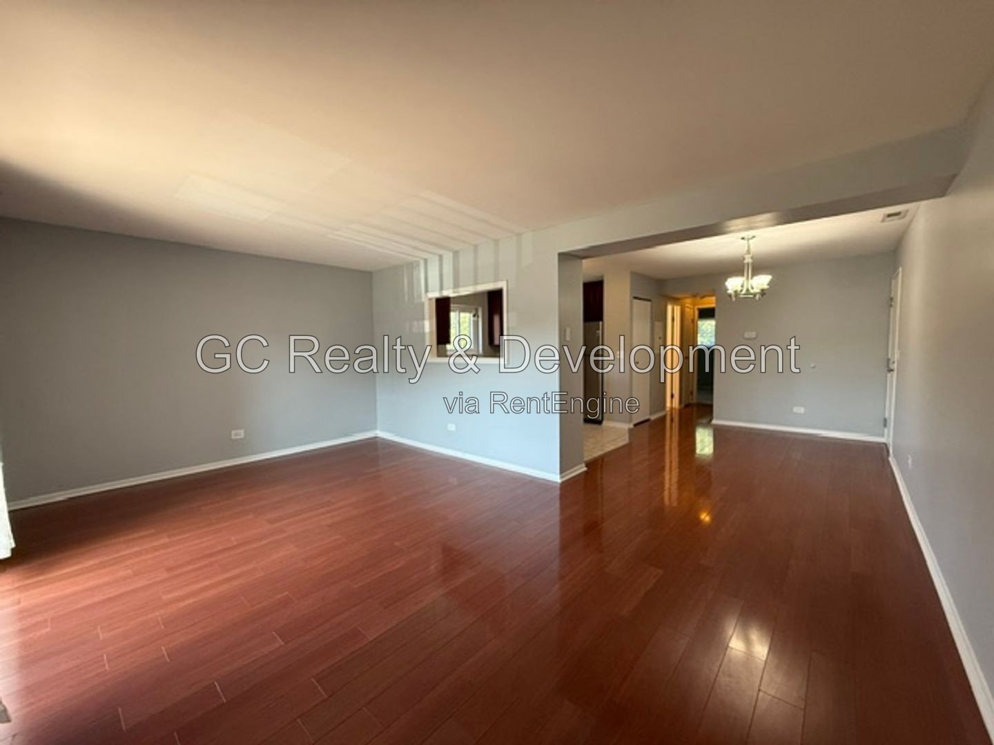 *** 2BR-1BA / HARDWOOD FLOORS / CENTRAL AIR / SS APPLIANCES / IN-UNIT LAUNDRY / PARKING INCL / PET FRIENDLY *** property image