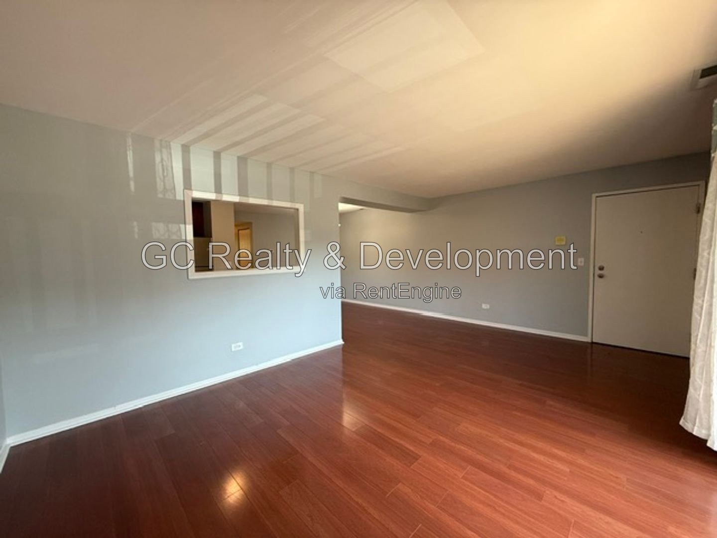 *** 2BR-1BA / HARDWOOD FLOORS / CENTRAL AIR / SS APPLIANCES / IN-UNIT LAUNDRY / PARKING INCL / PET FRIENDLY *** property image