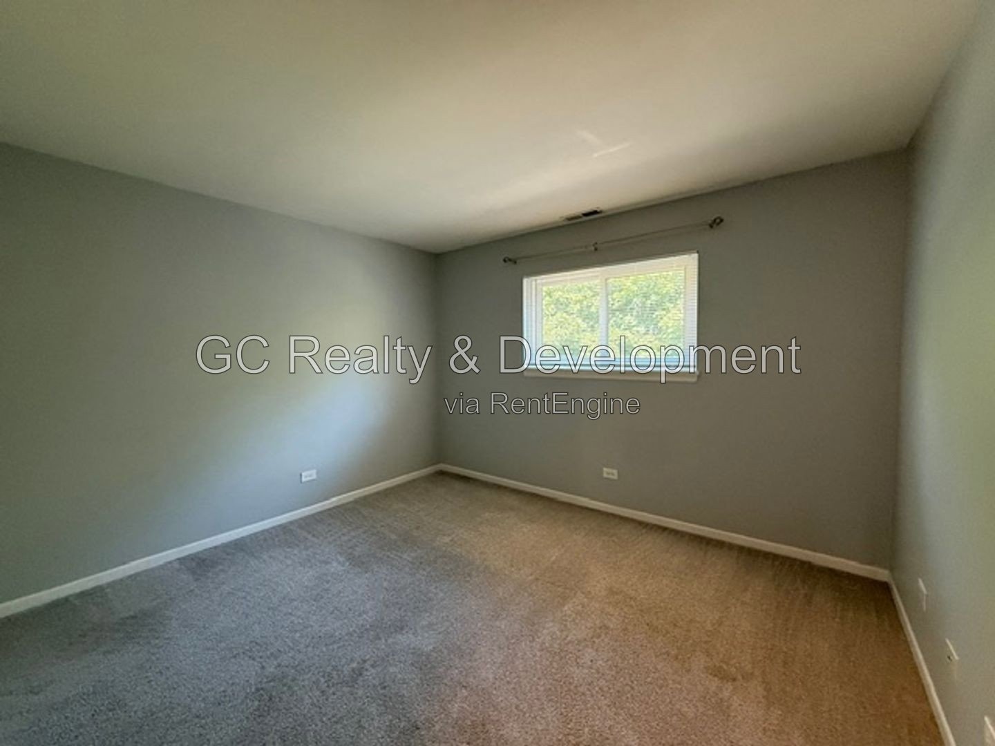 *** 2BR-1BA / HARDWOOD FLOORS / CENTRAL AIR / SS APPLIANCES / IN-UNIT LAUNDRY / PARKING INCL / PET FRIENDLY *** property image
