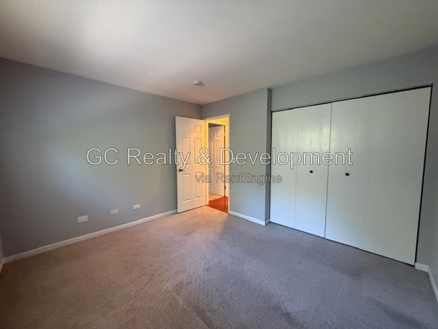 *** 2BR-1BA / HARDWOOD FLOORS / CENTRAL AIR / SS APPLIANCES / IN-UNIT LAUNDRY / PARKING INCL / PET FRIENDLY *** property image