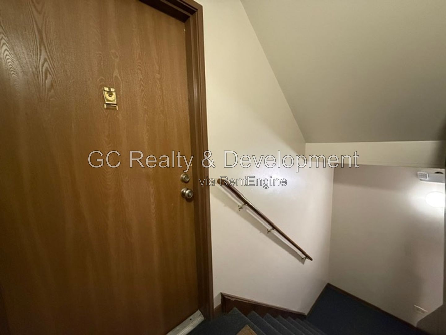 *** 2BR-1BA / HARDWOOD FLOORS / CENTRAL AIR / SS APPLIANCES / IN-UNIT LAUNDRY / PARKING INCL / PET FRIENDLY *** property image