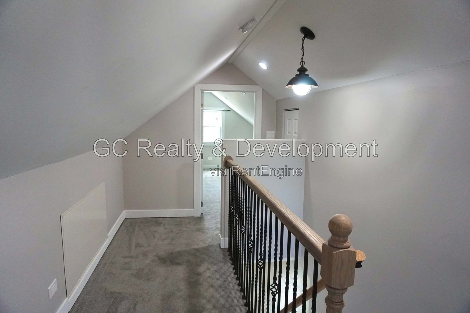 *** AVAILABLE 9-4-26! / 4BR-3BA / HARDWOOD FLOORS / CENTRAL AIR / SS APPLIANCES + QUARTZ COUNTERTOPS / GARAGE / FENCED YARD / LARGE CLOSETS *** property image
