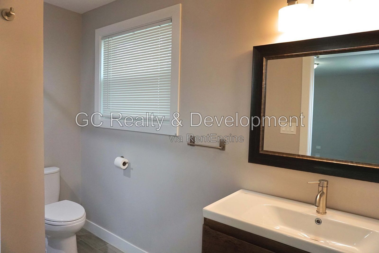*** AVAILABLE 9-4-26! / 4BR-3BA / HARDWOOD FLOORS / CENTRAL AIR / SS APPLIANCES + QUARTZ COUNTERTOPS / GARAGE / FENCED YARD / LARGE CLOSETS *** property image