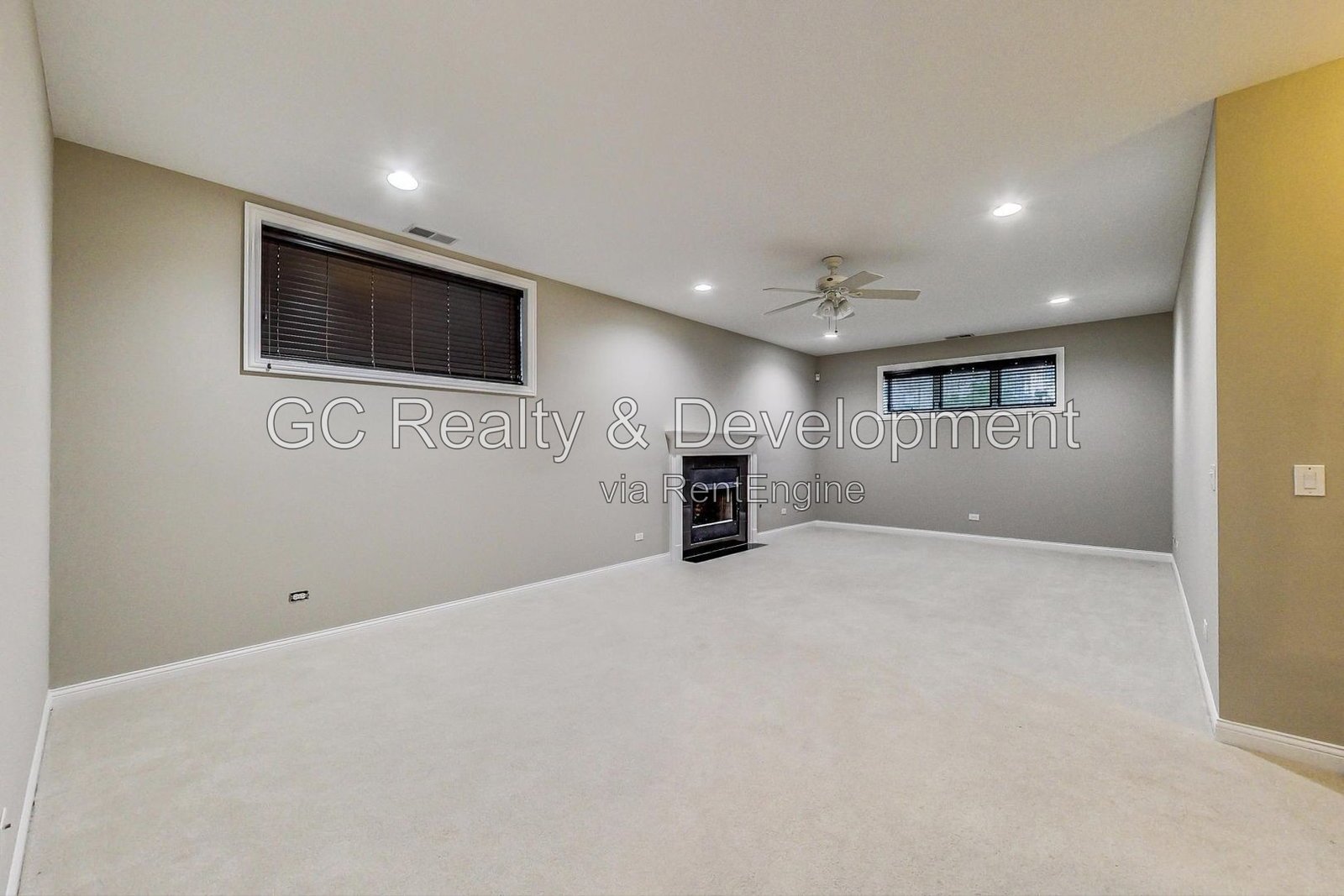*** 3BR, 3BA / CENTRAL AIR / IN-UNIT LAUNDRY / WALK-IN CLOSETS / SS APPLIANCES / GARAGE / FINISHED BASEMENT / 2400 SF *** property image
