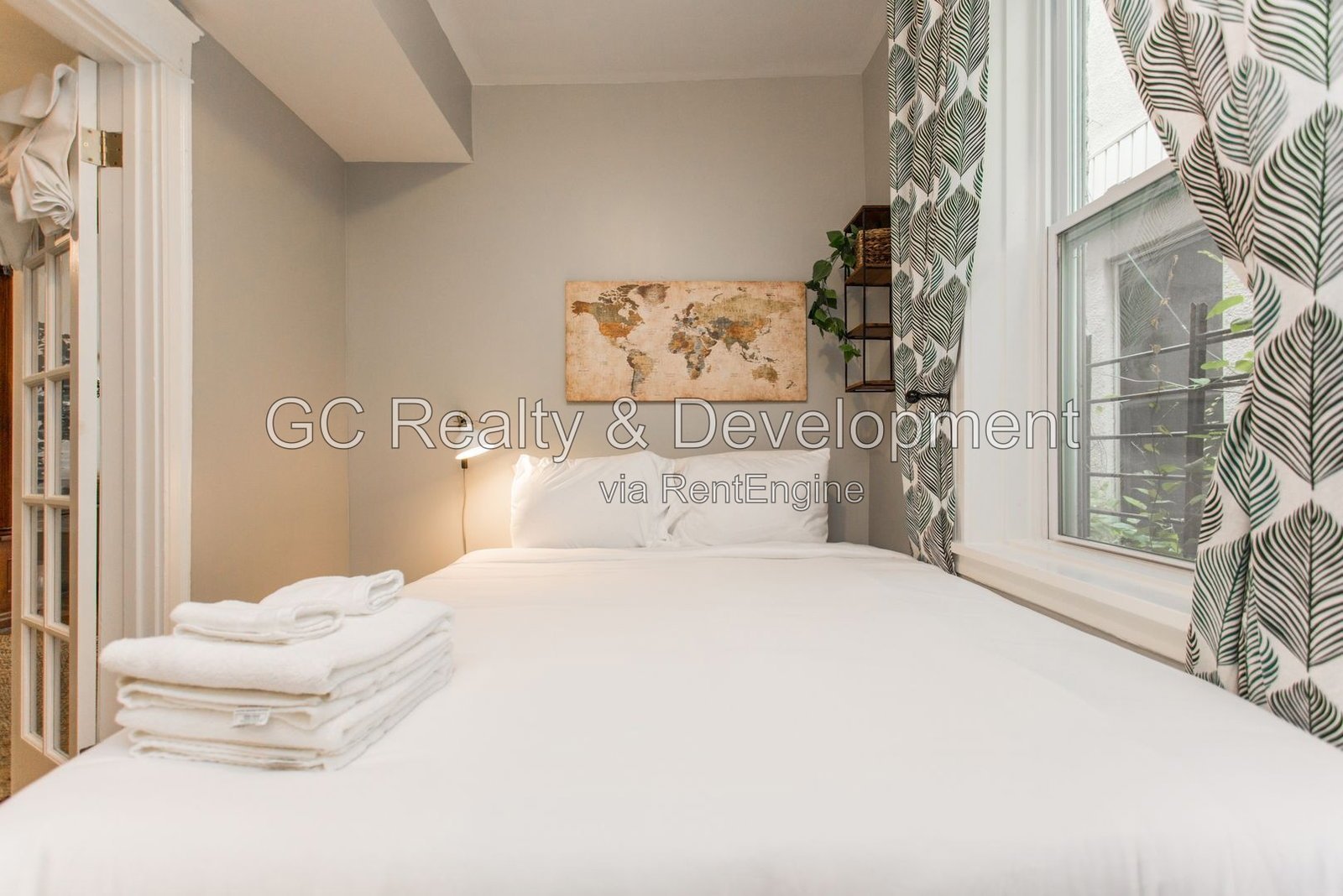 *** COMING SOON 9-15-26! / WICKER PARK / 2 BDRM / W&D IN UNIT / TRASNIT NEARBY / SMALL PETS WELCOME *** property image