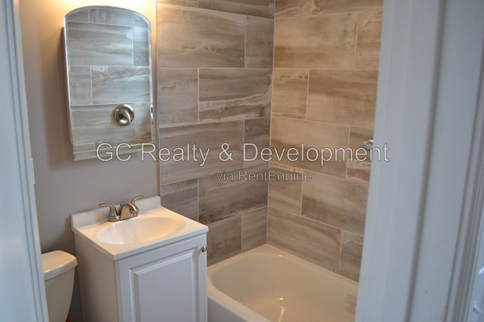 *** AVAILABLE 9-23-26! / 4BR-2BA / CENTRAL AIR / KITCHEN APPL INCL / ON-SITE LAUNDRY / PARKING AVAIL / PET FRIENDLY / EASY COMMUTE *** property image