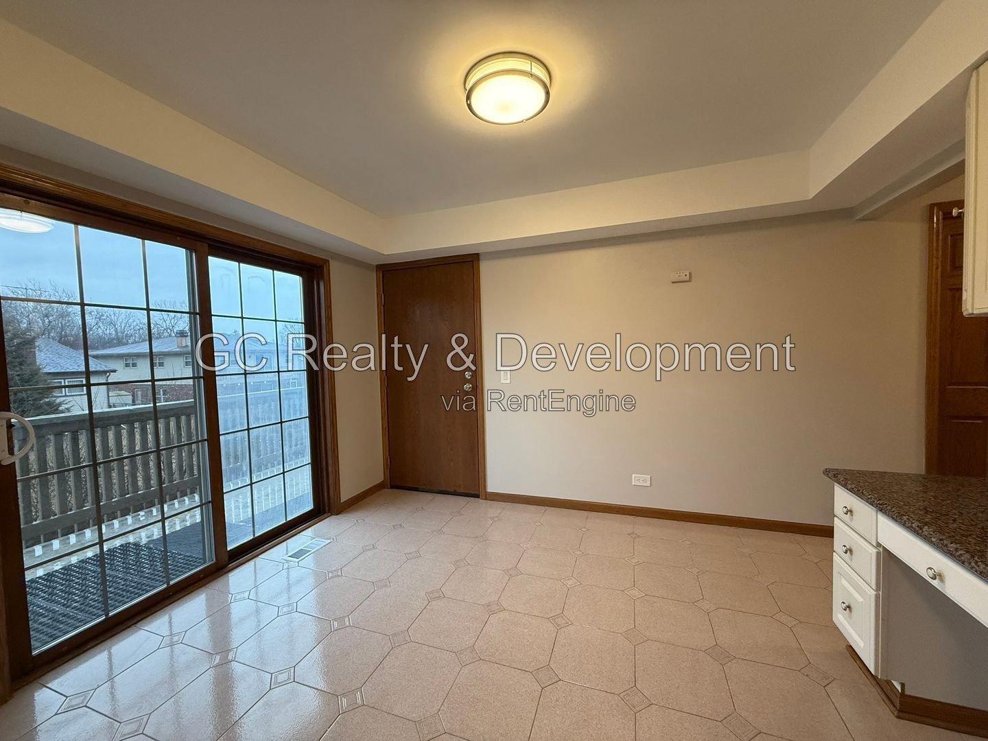 *** BLOOMINGDALE-BROOKDALE ESTATES / 2BR, 2BA / CENTRAL AIR / SS APPLIANCES / PARKING INCL / ON-SITE LAUNDRY*** property image